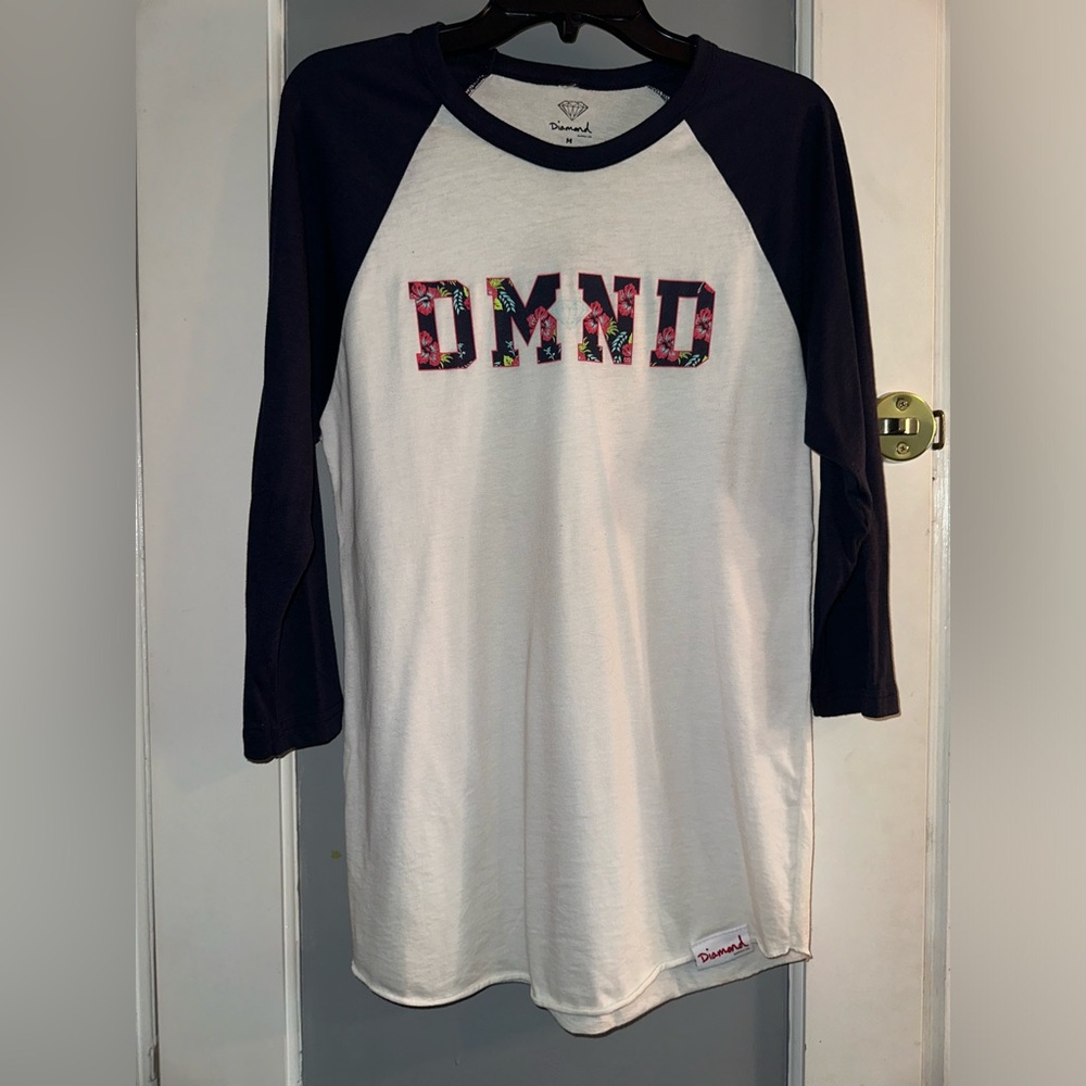 Diamond Co. Long Sleeve